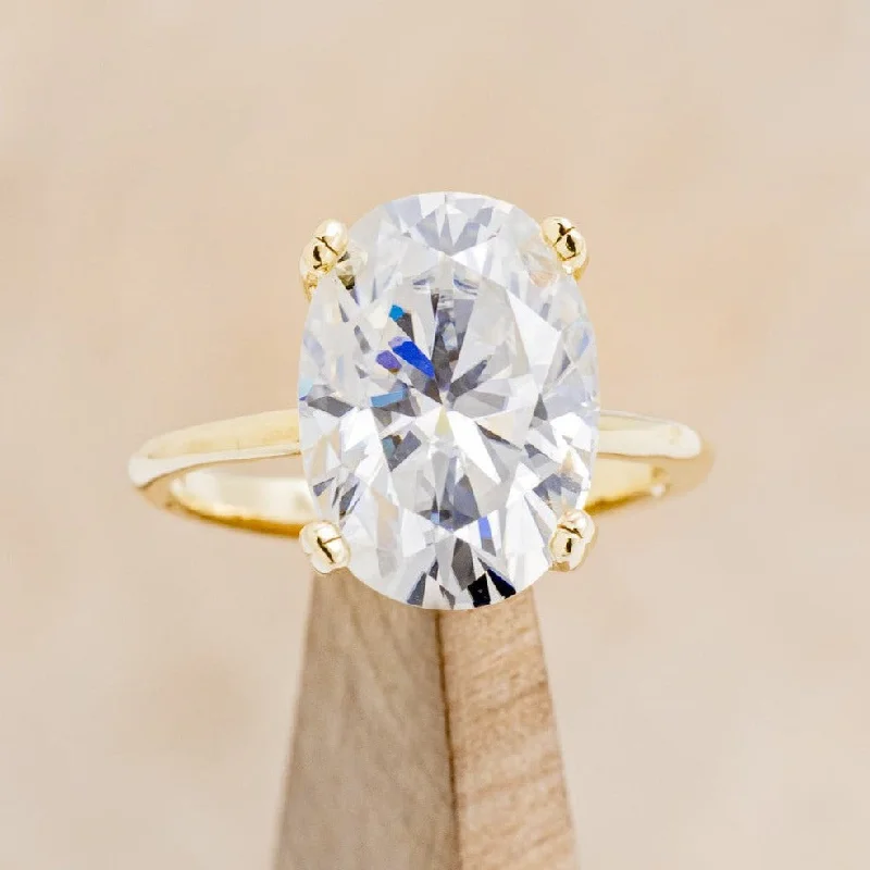 "ADELINE" -OVAL CUT MOISSANITE SOLITAIRE ENGAGEMENT RING