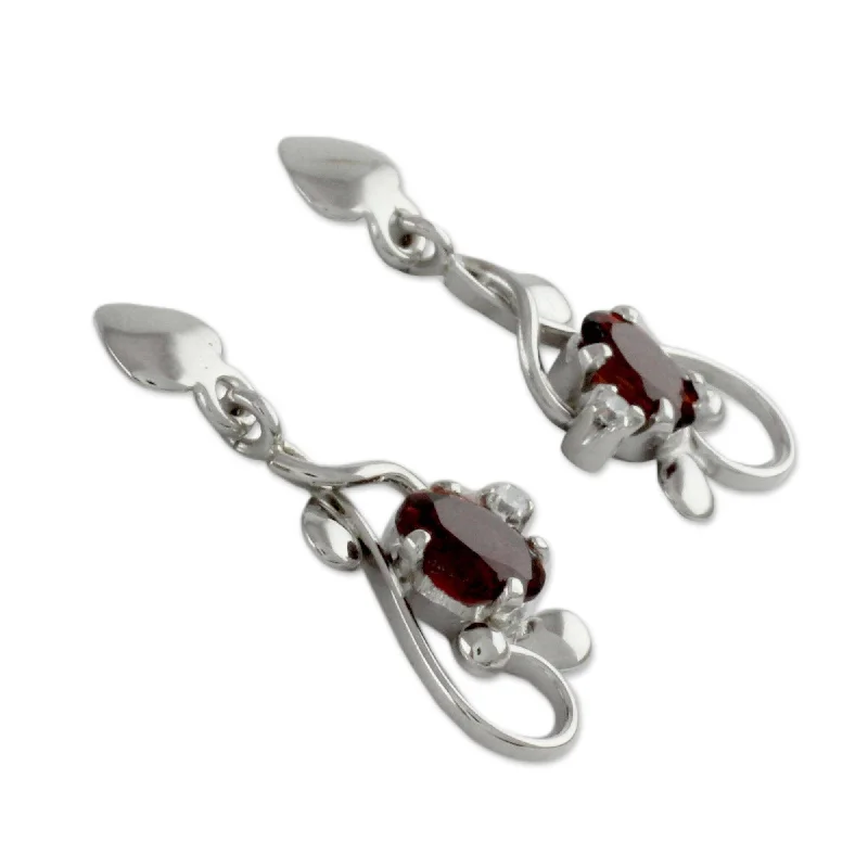 Handmade Pure Love Garnet Dangle Earrings (India) - 1L*0.5W