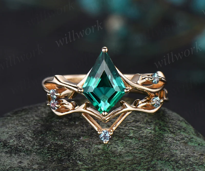 Unique Kite cut green emerald Engagement Ring Vintage Twig Alexandrite Ring Branch Ring yellow Gold Silver Ring Promise Bridal Set anniversary gift