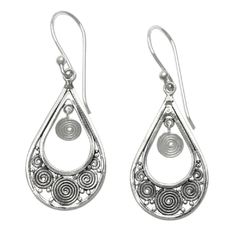 Handcrafted Sterling Silver 'Whirlpool' Earrings (Indonesia) - 1.6*0.6